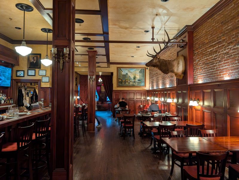 6 Marvellously Unique Restaurant Experiences You’ll Only Find In Scranton, Pennsylvania - Decor Hint The 16th Ward