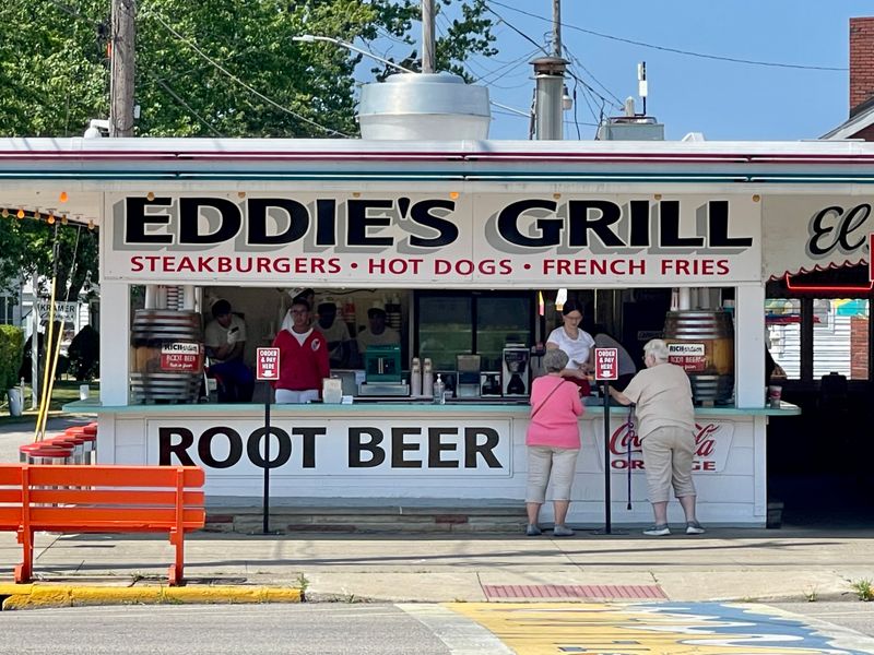 Eddie’s Grill