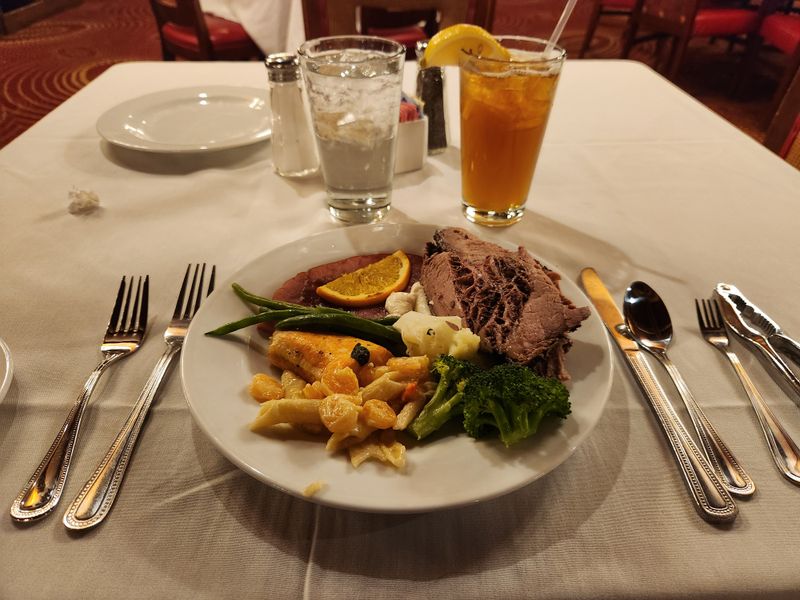 8 Pennsylvania Restaurants Serving The Crispiest Fried Fish Around - Decor Hint Seven Springs Mountain Resort, Slopeside Restaurant