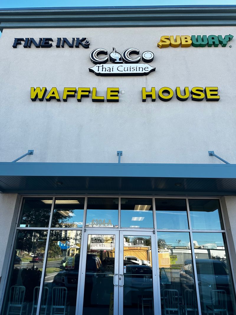 Waffle House - Everywhere in Florida