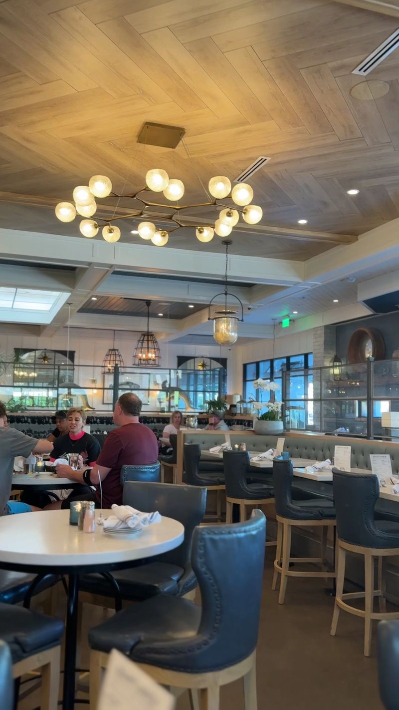 15 Arizona Seafood Shacks Only Locals Know Serving Fresh Flavor In The Desert - Decor Hint Lure Fish House