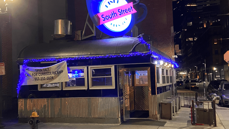12 Massachusetts Diners That Power The Morning Rush With Comfort Classics - Decor Hint South Street Diner