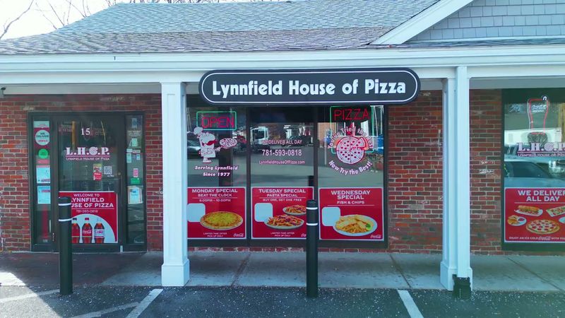 12 Massachusetts Diners That Power The Morning Rush With Comfort Classics - Decor Hint Lynnfield House Of Pizza & Diner
