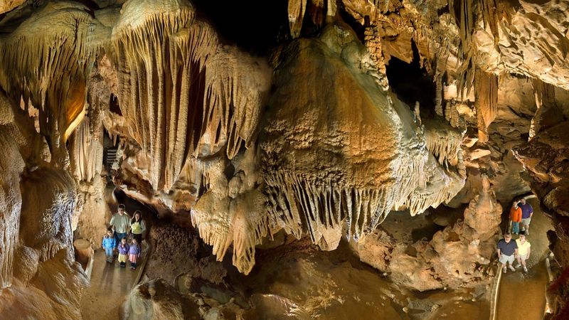 Kentucky Tourist Traps Locals Stay Away From - Decor Hint Diamond Caverns