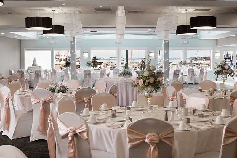 The Lake House Waterfront Grille And Event Center