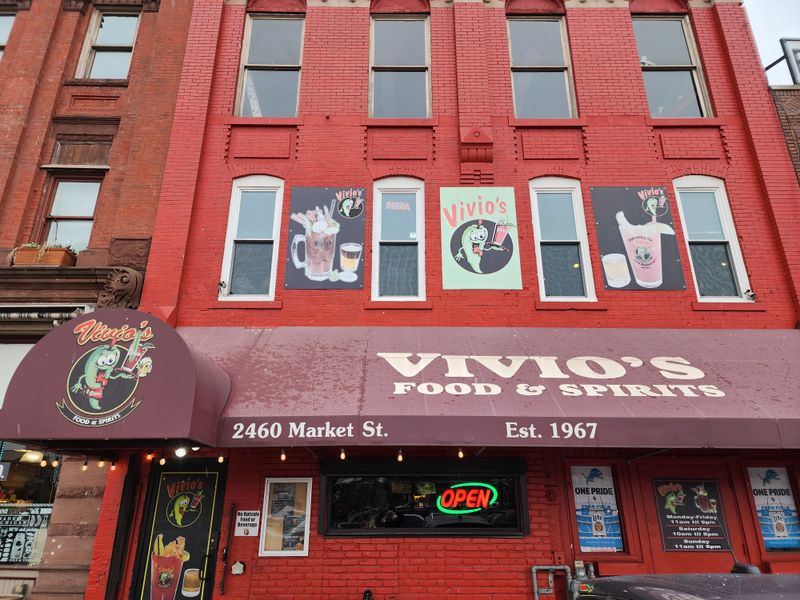 17 Michigan Spots Crafting Italian Subs So Big They're Practically Landmarks - Decor Hint Vivio's Food & Spirits