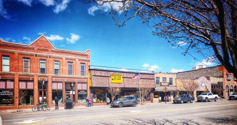 16 Ski Towns In Colorado And Utah That Are At The Top Of Winter Bucket Lists - Decor Hint Steamboat Springs, Colorado