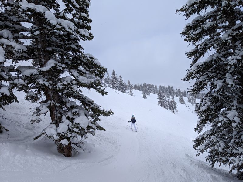 16 Ski Towns In Colorado And Utah That Are At The Top Of Winter Bucket Lists - Decor Hint Solitude, Utah