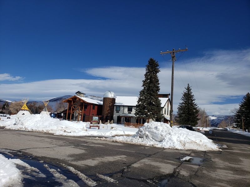 14 Utah Ski Towns For Epic Powder, Skiing, And Unforgettable Winter Views - Decor Hint Huntsville