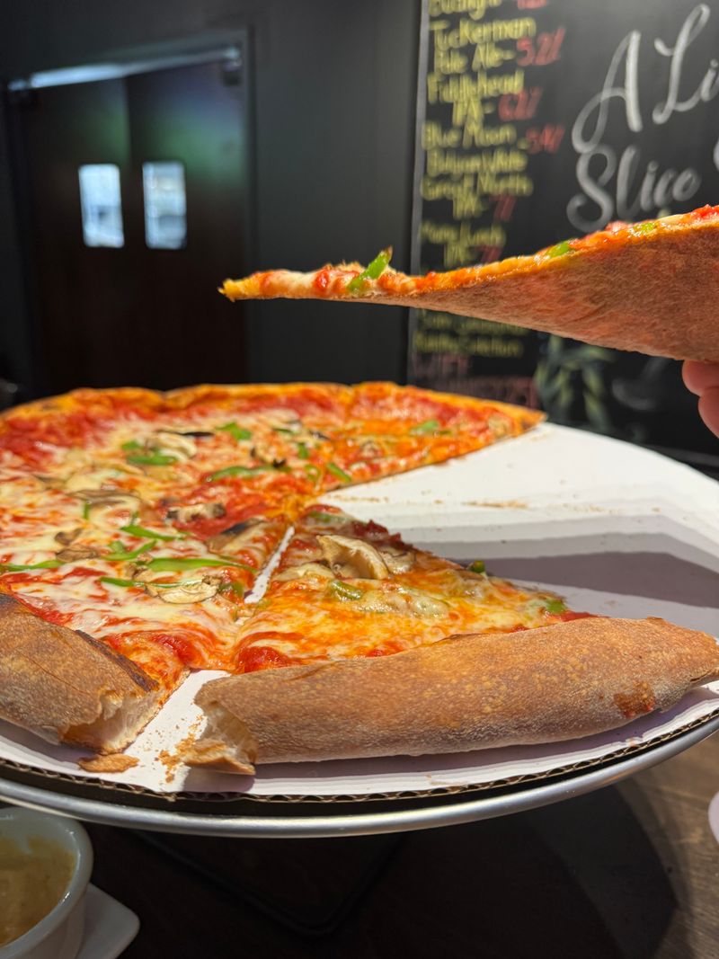 Nana's Kitchen & Pizzeria