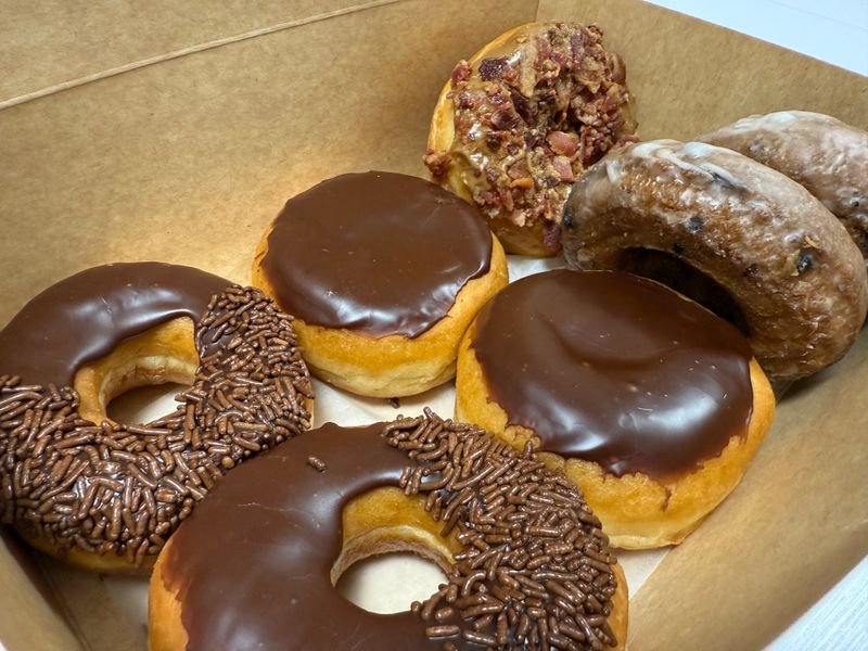 I Road-Tripped Through Small-Town Connecticut To Try 10 Donut Shops And 2 Completely Blew Me Away - Decor Hint Whitney Donut And Sandwich Shop