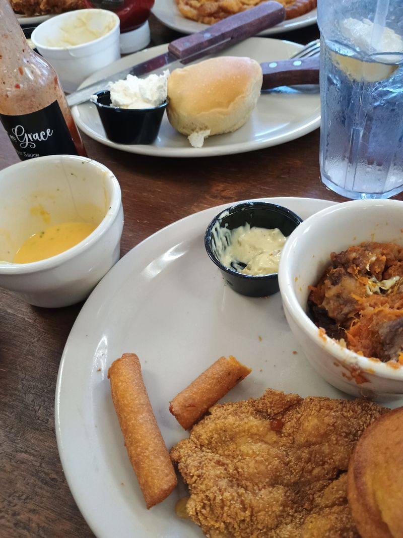 16 Texas Fish Fry Joints That Keep Locals Coming Back Every Friday For Southern Charm - Decor Hint Butter & Grace – Waxahachie