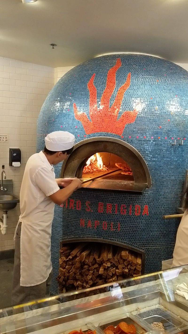 Minnesota Italian Restaurants Bringing Old-World Flavor To Every Bite - Decor Hint Punch Pizza Northeast