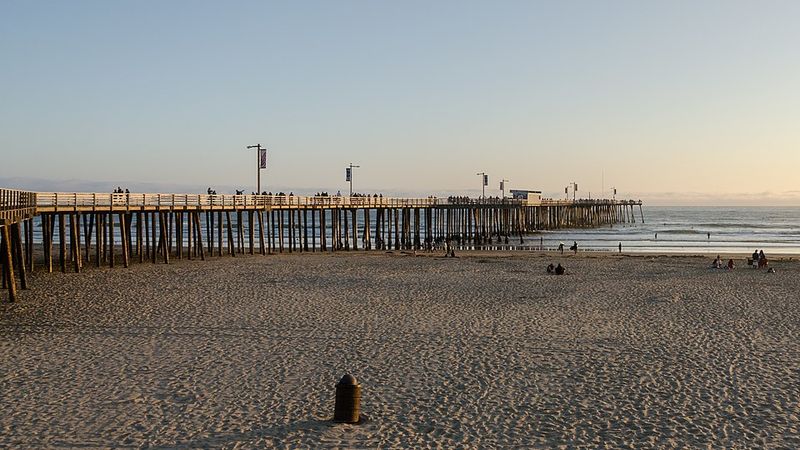 16 California Coastal Towns Locals Say Have Shifted Away From Their Easygoing Beach Roots - Decor Hint Pismo Beach