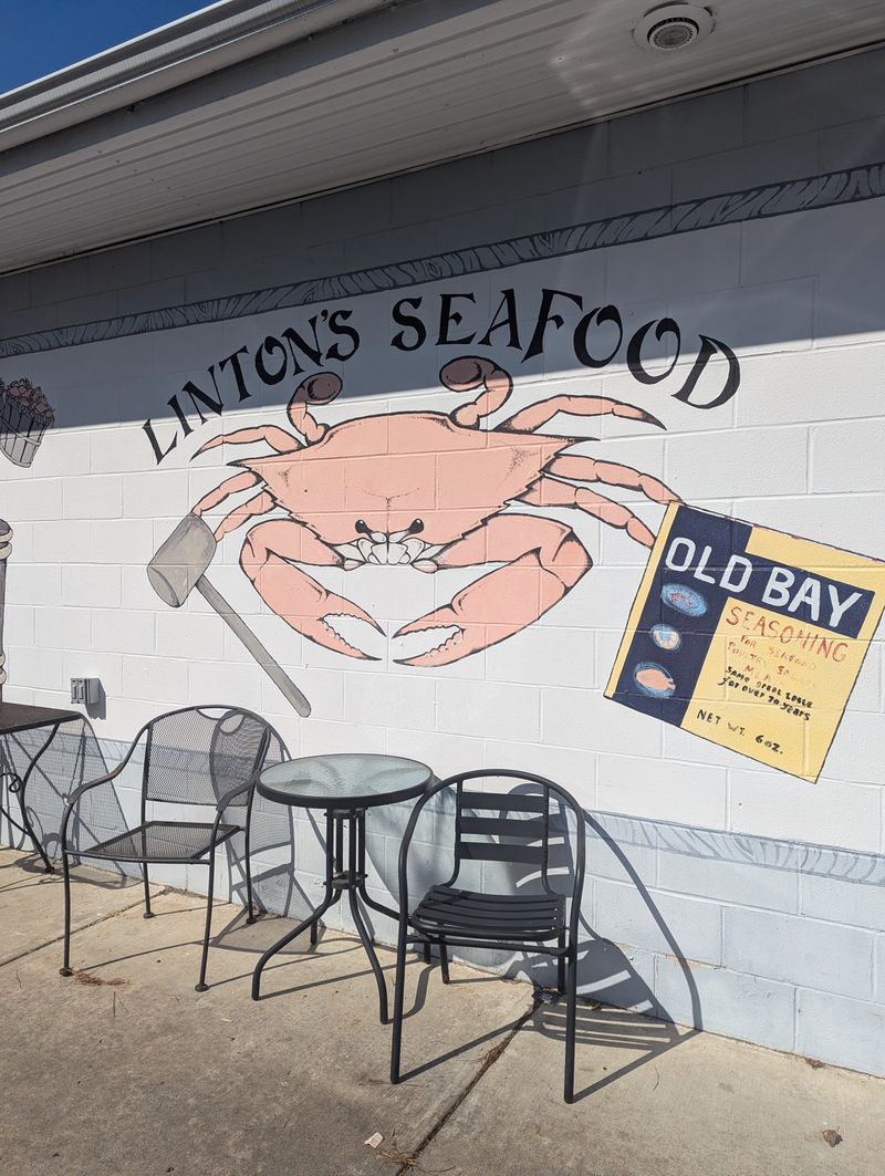 15 Maryland Seafood Shacks Only Locals Know For Steamed Crabs And Old Bay Magic - Decor Hint Linton's Seafood