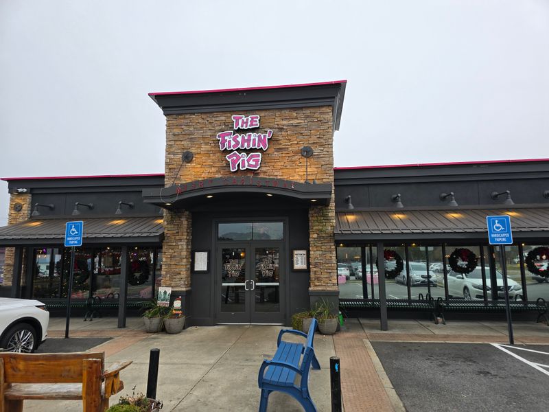 The Fishin’ Pig
