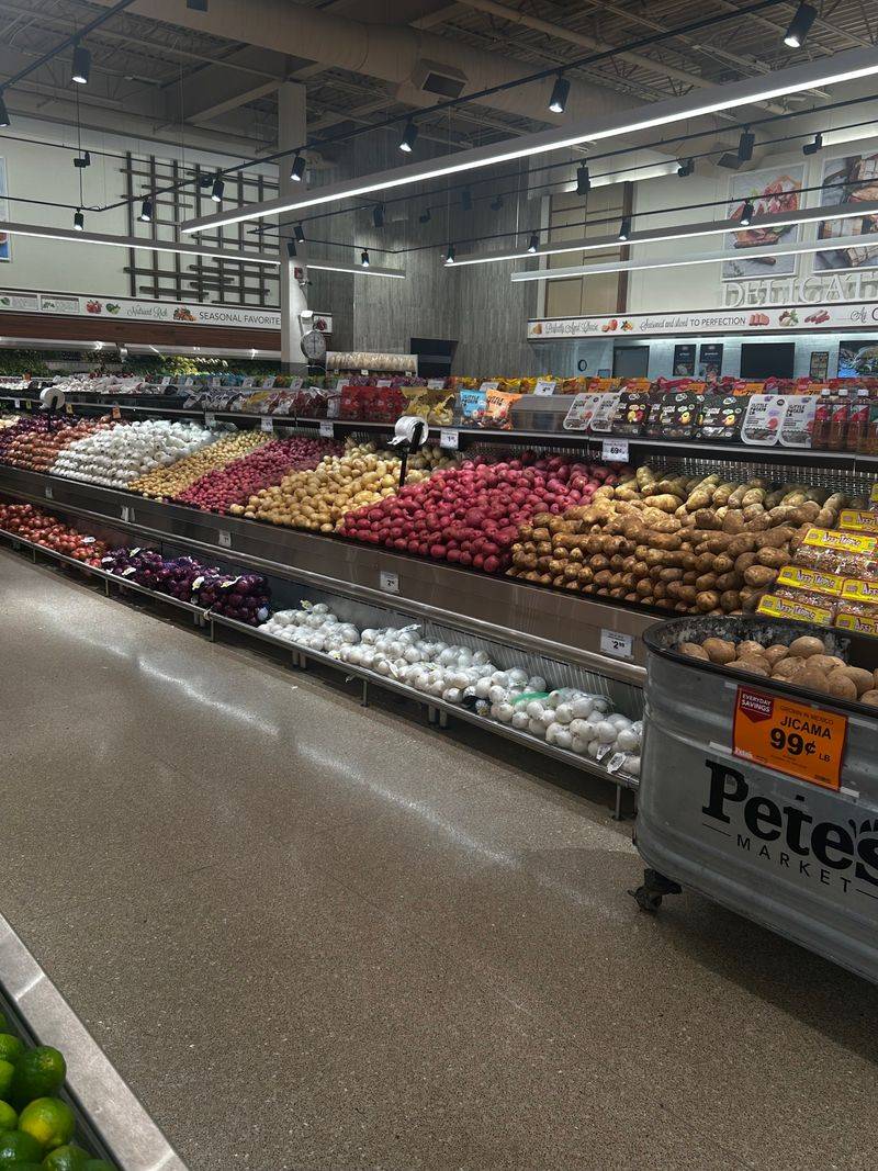 Pete's Fresh Market