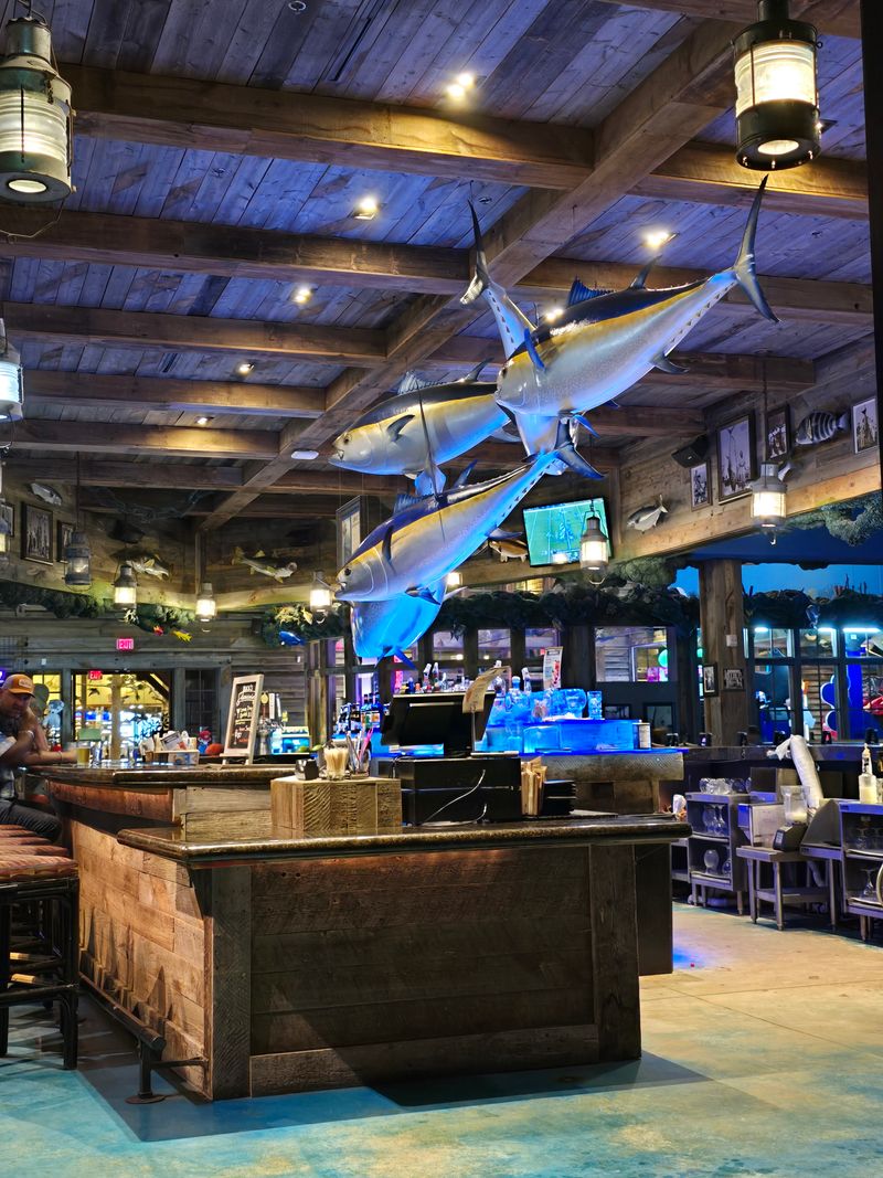 16 Texas Fish Fry Joints That Keep Locals Coming Back Every Friday For Southern Charm - Decor Hint Uncle Buck's Fish Bowl And Grill – Round Rock