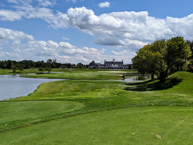 White Eagle Club (Naperville)