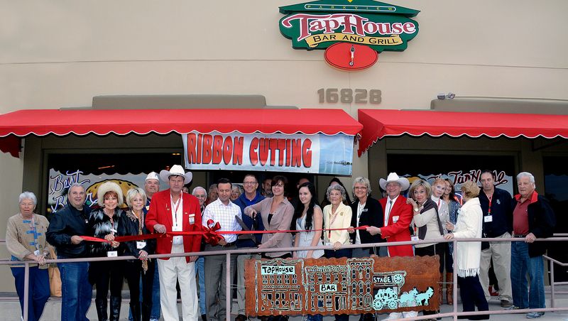 13 Arizona Winter Festivals You Can't Miss That Celebrate Cool Weather Desert-Style - Decor Hint Fountain Hills Great Fair