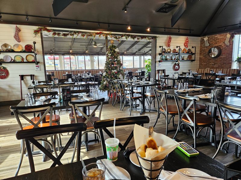 15 Maryland Sub Shops That Could Rival The Legendary Crab Cake - Decor Hint Venetian Italian Eatery