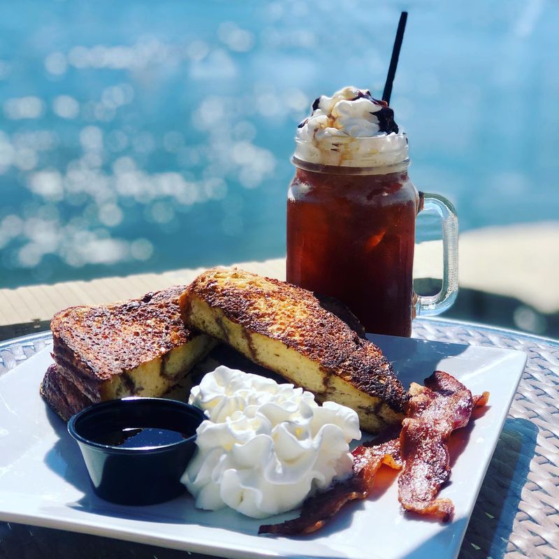 10 North Dakota Hidden Restaurants Only Locals Know About - Decor Hint The Paddle Trap