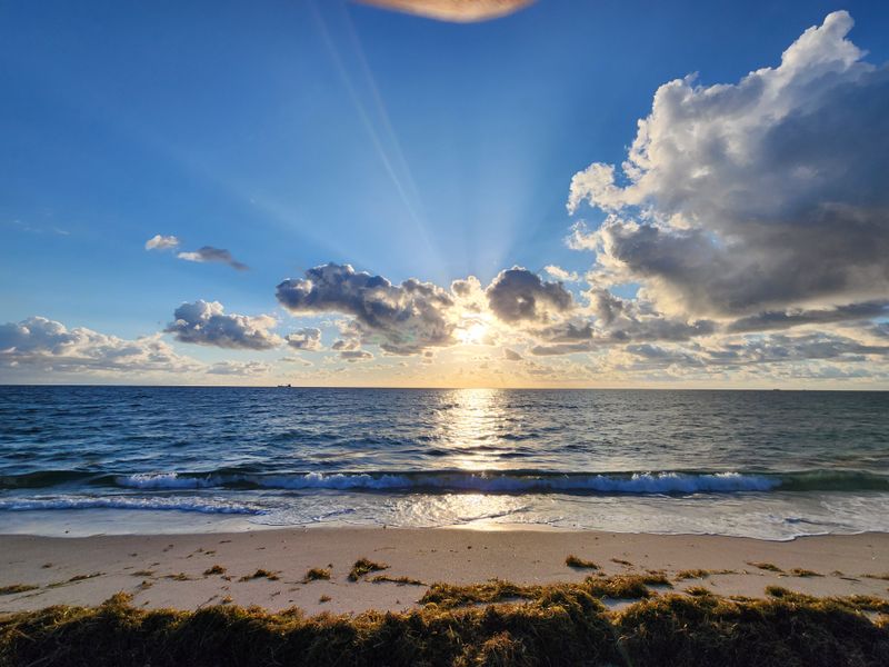 14 Florida Beach Towns You Can't Miss This Winter For Sunshine And Coastal Relaxation - Decor Hint Fort Lauderdale Beach