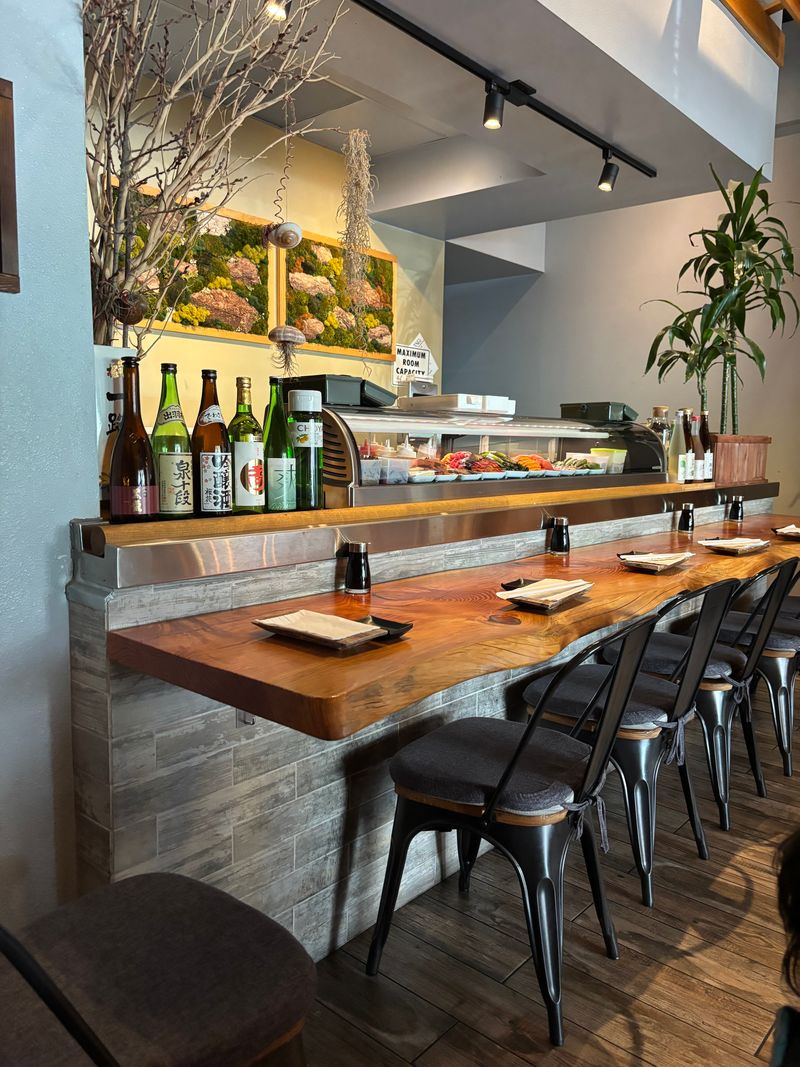 Hawaii Spots Proving Soul Food And Island Hospitality Are A Match Made In Heaven - Decor Hint Tane Vegan Izakaya