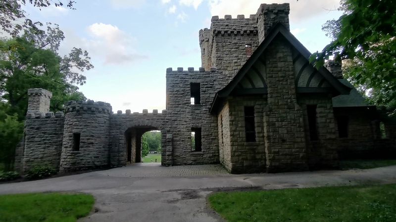 15 Hidden Treasures In Cleveland Ohio That Only Locals Know About - Decor Hint Squire's Castle