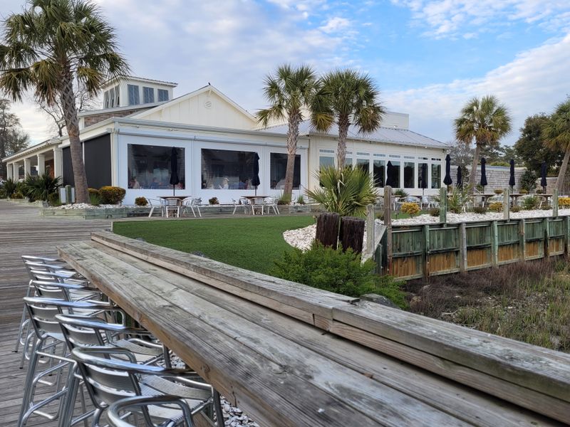 16 North Carolina Seafood Buffets That Keep Locals Coming Back Again And Again - Decor Hint The Oyster Rock Waterfront Seafood