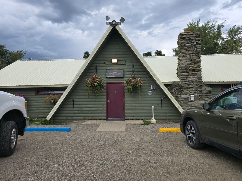 Montana Catfish Shacks Delivering Crispy Bites And Big-Sky Charm - Decor Hint The Peak Casino & Restaurant