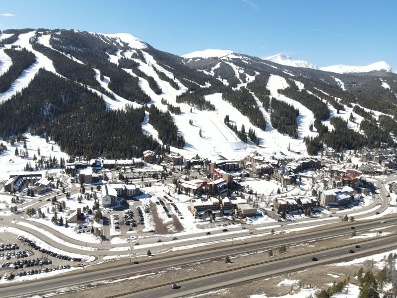 16 Ski Towns In Colorado And Utah That Are At The Top Of Winter Bucket Lists - Decor Hint Copper Mountain, Colorado