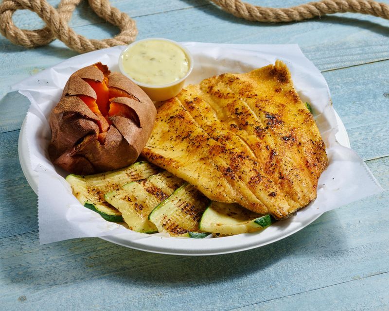 13 New Jersey Catfish Houses That Nail The Crunch With A True Down-Home Twist - Decor Hint Fish Grill Lakewood