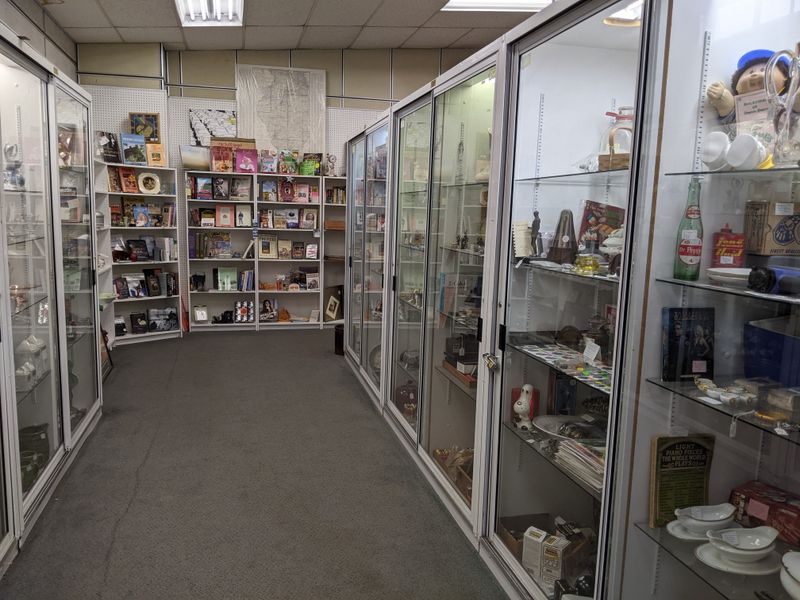 Sangamon Antique Mall