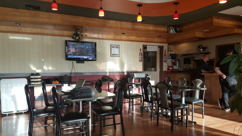 Foodies Flock To This Washington All-You-Can-Eat Spot For A Reason - Decor Hint Wheelchair Accessible Without Compromise