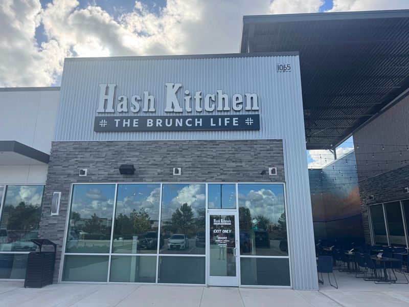 14 Spots In Illinois Serving Chicken-Fried Steak With Pure Old-Fashioned Flavor - Decor Hint Hash Kitchen