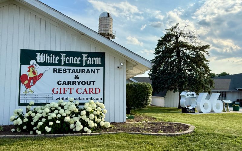 White Fence Farm Main Restaurant