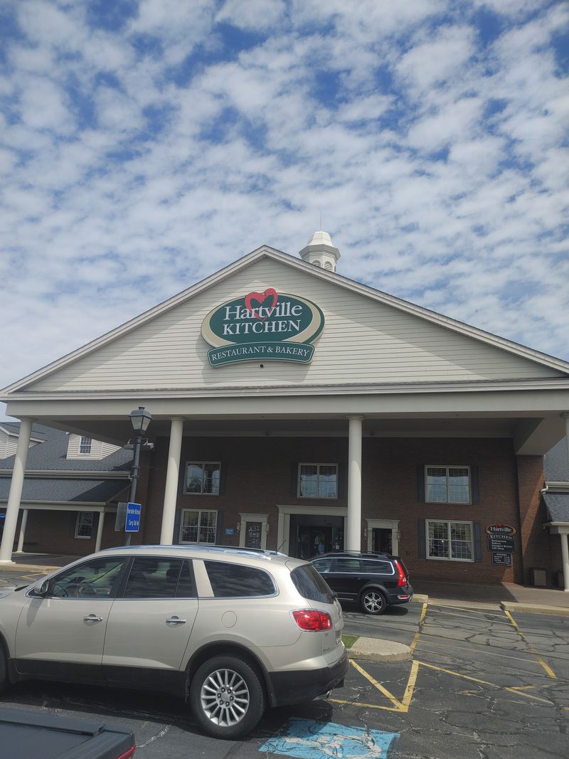 15 Beloved Ohio Buffets Serving The Comfort Foods Midwesterners Crave - Decor Hint Hartville Kitchen Restaurant & Bakery