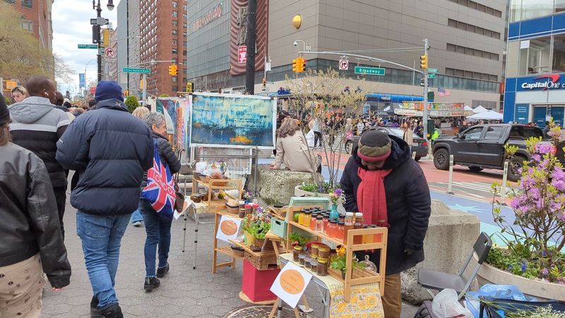 Holiday Cheer Awaits At NYC's Union Square Market - Decor Hint Accessibility For Everyone