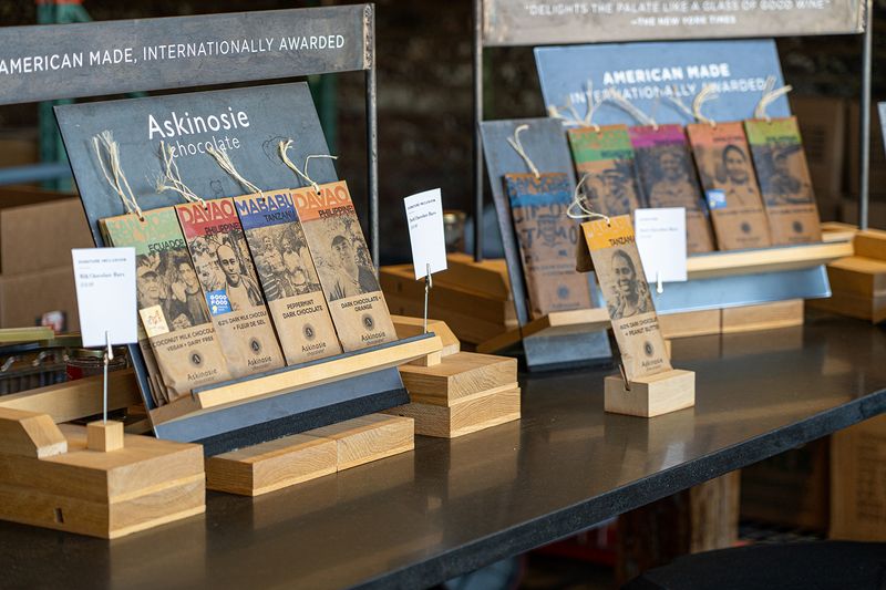 Askinosie Chocolate In Springfield, Missouri Is A Must-Visit For Chocolate Lovers - Decor Hint Profit Sharing Creates True Partnership With Farmers