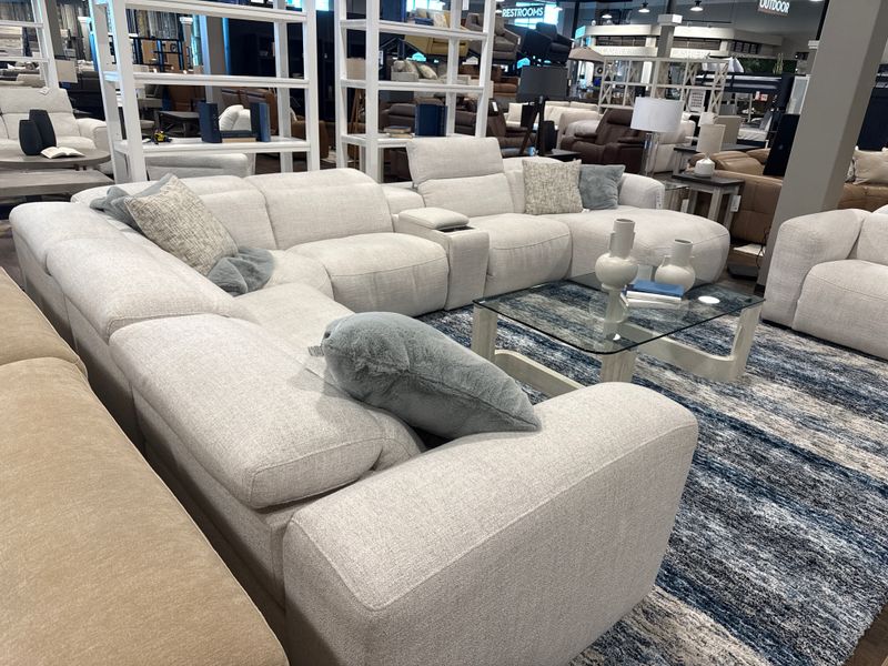 13 Living Room Elements That Bring Southern Charm To Texas Houses - Decor Hint Classic Slipcovered Sofas