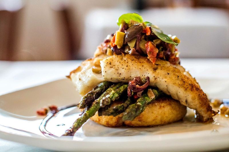 7 Delaware Restaurants Full Of Flavor And Charm And 7 That Hit The Spot - Decor Hint Big Fish Grill On The Riverfront