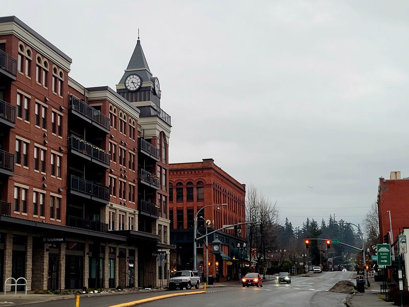 Bellingham, Washington: The Hidden Gem For Active Getaways Near Tri-Cities - Decor Hint Fairhaven Historic District Offers Waterfront Charm