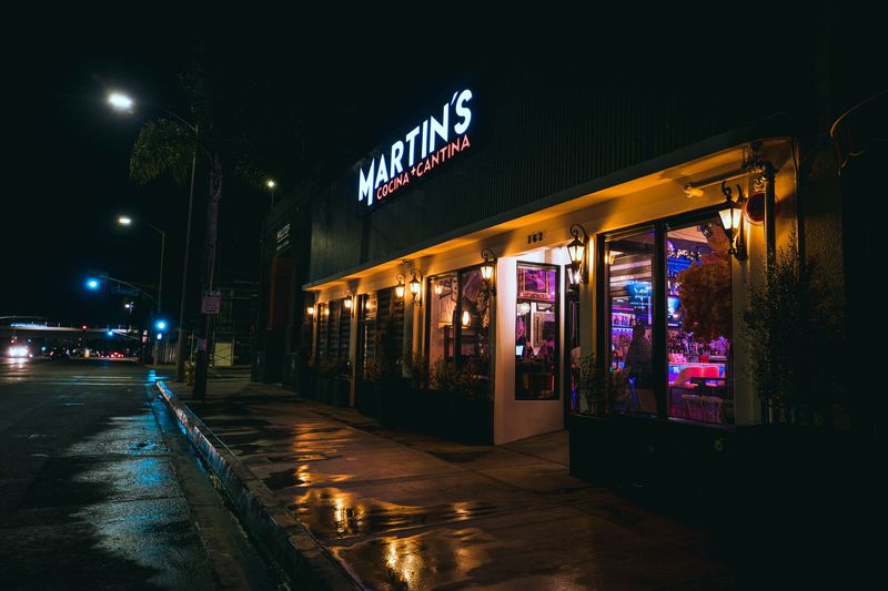13 Alabama Markets That Keep Tradition Alive With Exceptional Meats And Down Home Charm - Decor Hint Martin's Restaurant