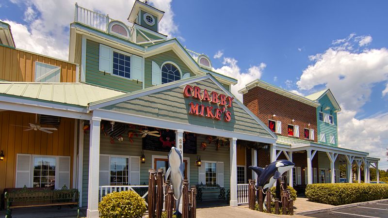 South Carolina All-You-Can-Eat Buffets That Keep Drawing Crowds - Decor Hint Crabby Mike's