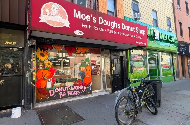 Moe's Doughs