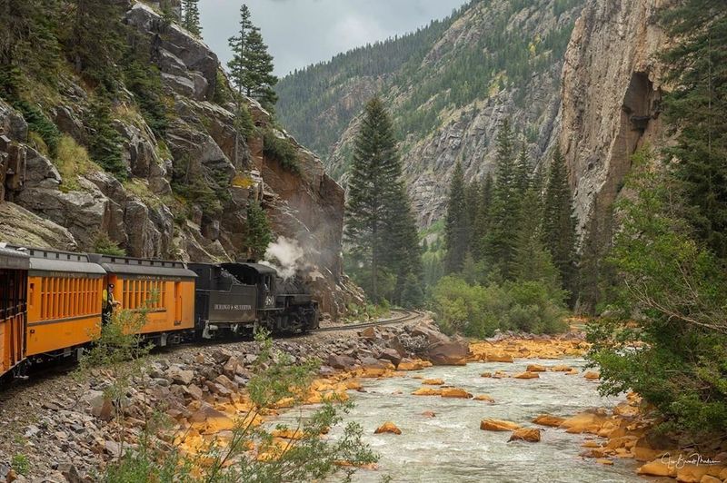 12 Magical Ways To Enjoy Colorado's Cascade Canyon Winter Train Ride - Decor Hint Photography Opportunities Galore