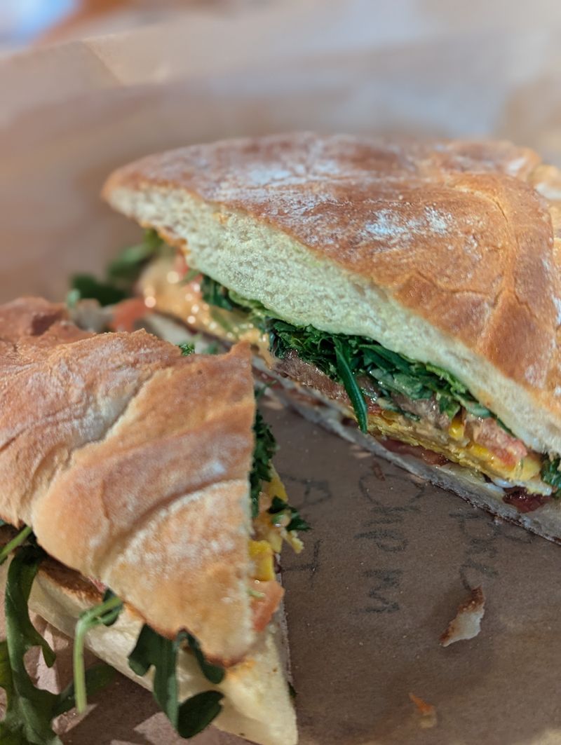 14 Old School New York Diner Dishes That Are Returning Strong In 2026 - Decor Hint Patty Melt