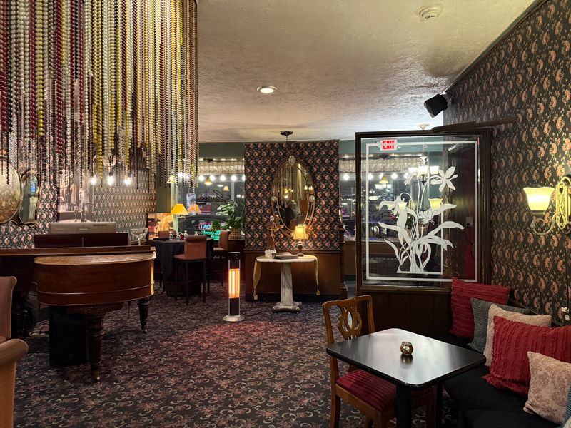 Celebrity Sightings From Golden Era Hollywood