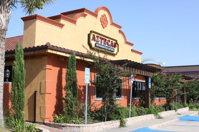 Aztecas Restaurant & Cantina 